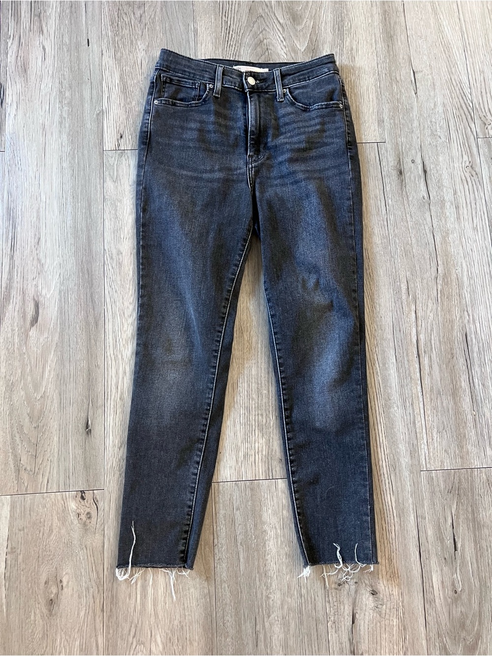 Levi's Dark Gray High-Rise Skinny Jeans